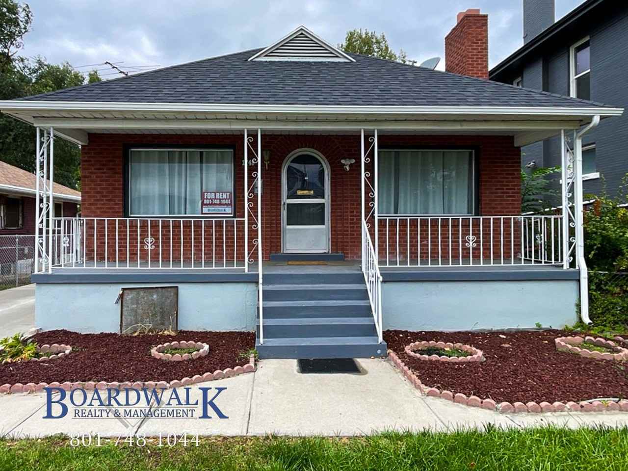 1748 S Main St - Photo 3 of 50