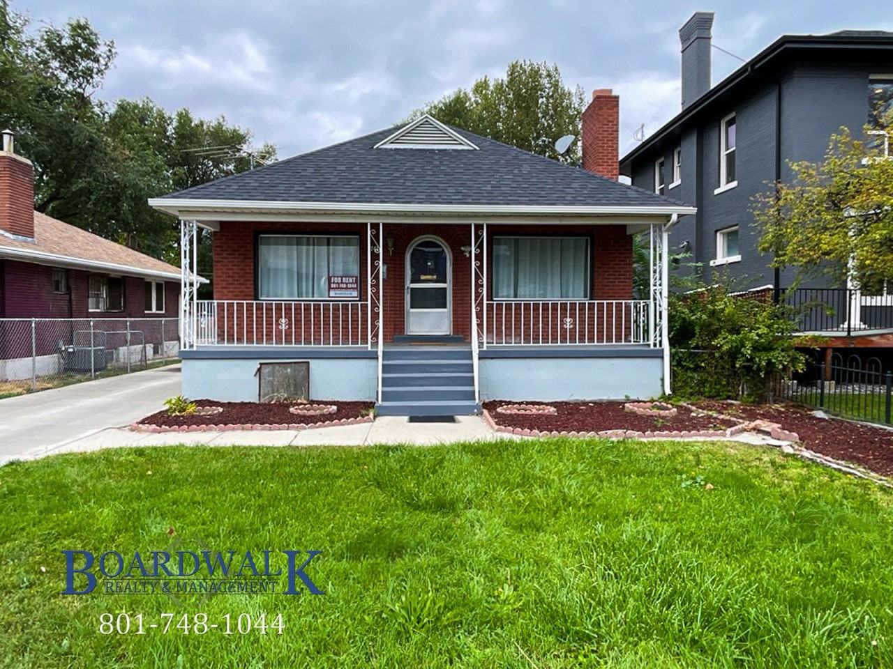 1748 S Main St - Photo 2 of 50