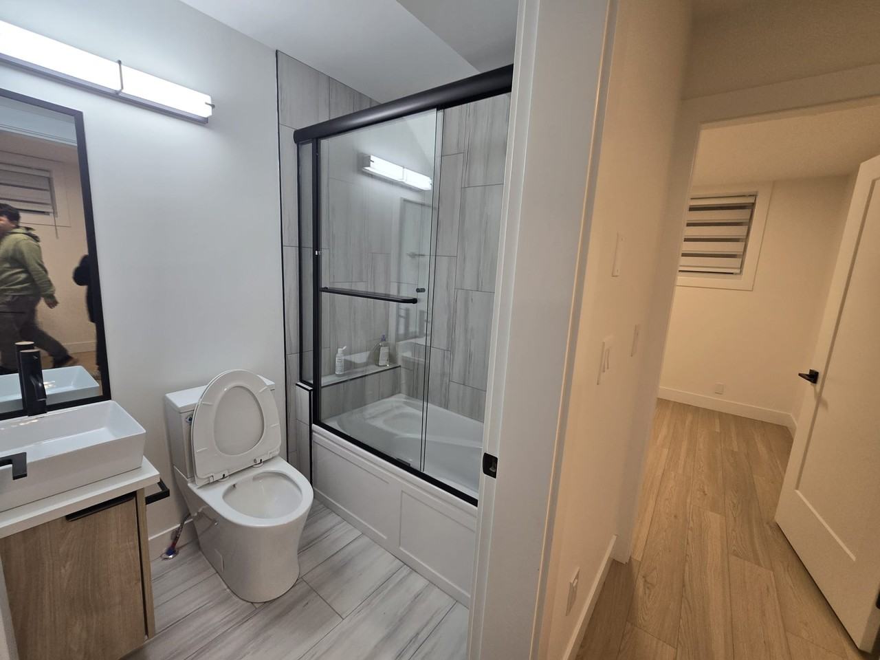 5198 Spencer Street - Photo 3 of 21