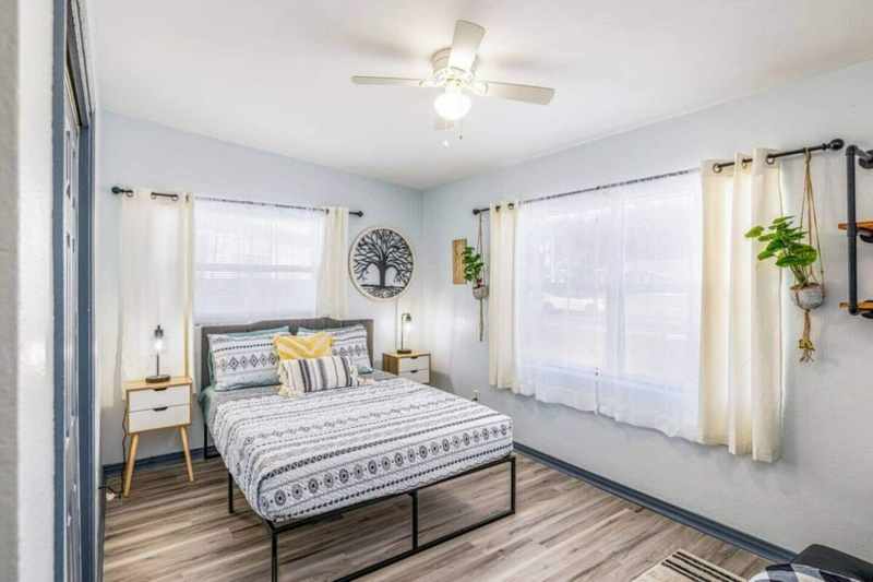 1406 Conway Rd - Photo 4 of 7