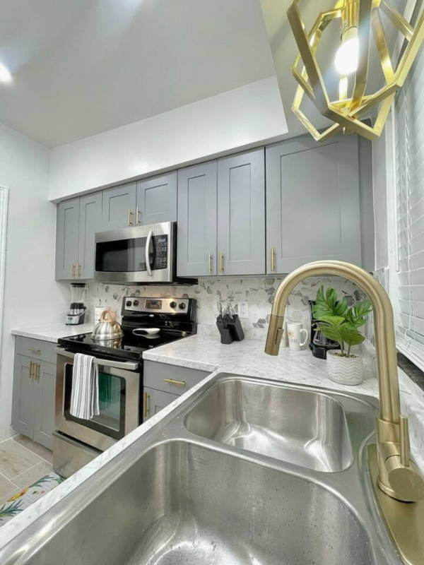 318 E Jersey St - Photo 4 of 20