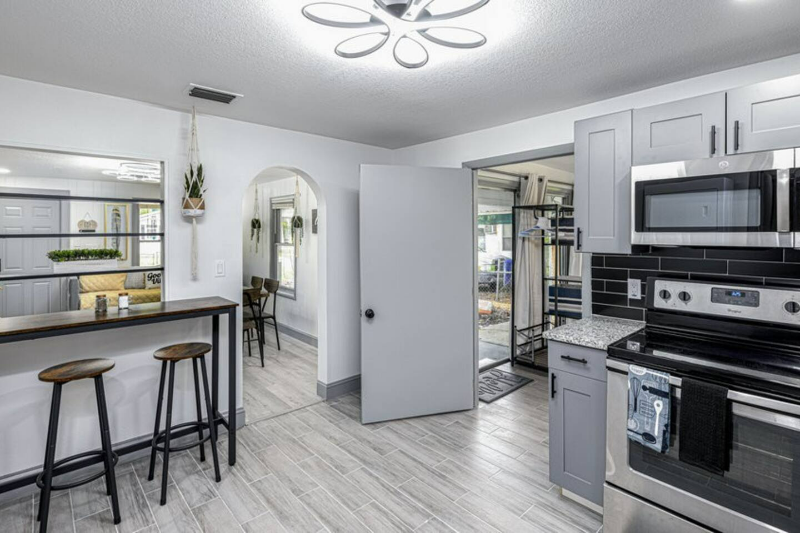 7524 Marietta St - Photo 7 of 20