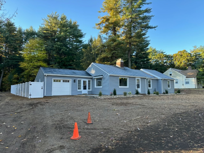 286 Maple St - Photo 3 of 15