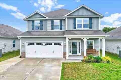 106 Boomer St - Photo 2 of 45