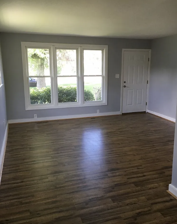 2220 Ferndale Ave - Photo 2 of 8