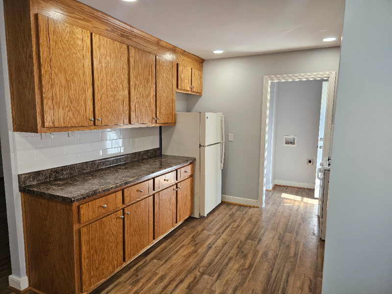 2220 Ferndale Ave - Photo 4 of 8