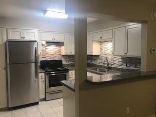 1509 Wyandotte Lane - Photo 2 of 10