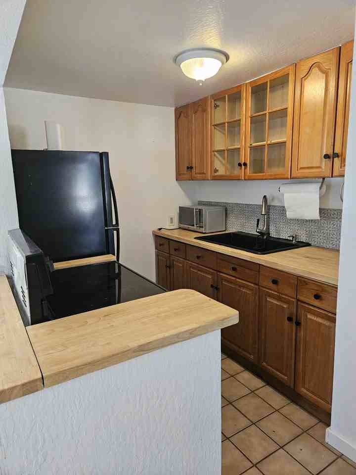 19102 Barron Ranch Road - Photo 2 of 12