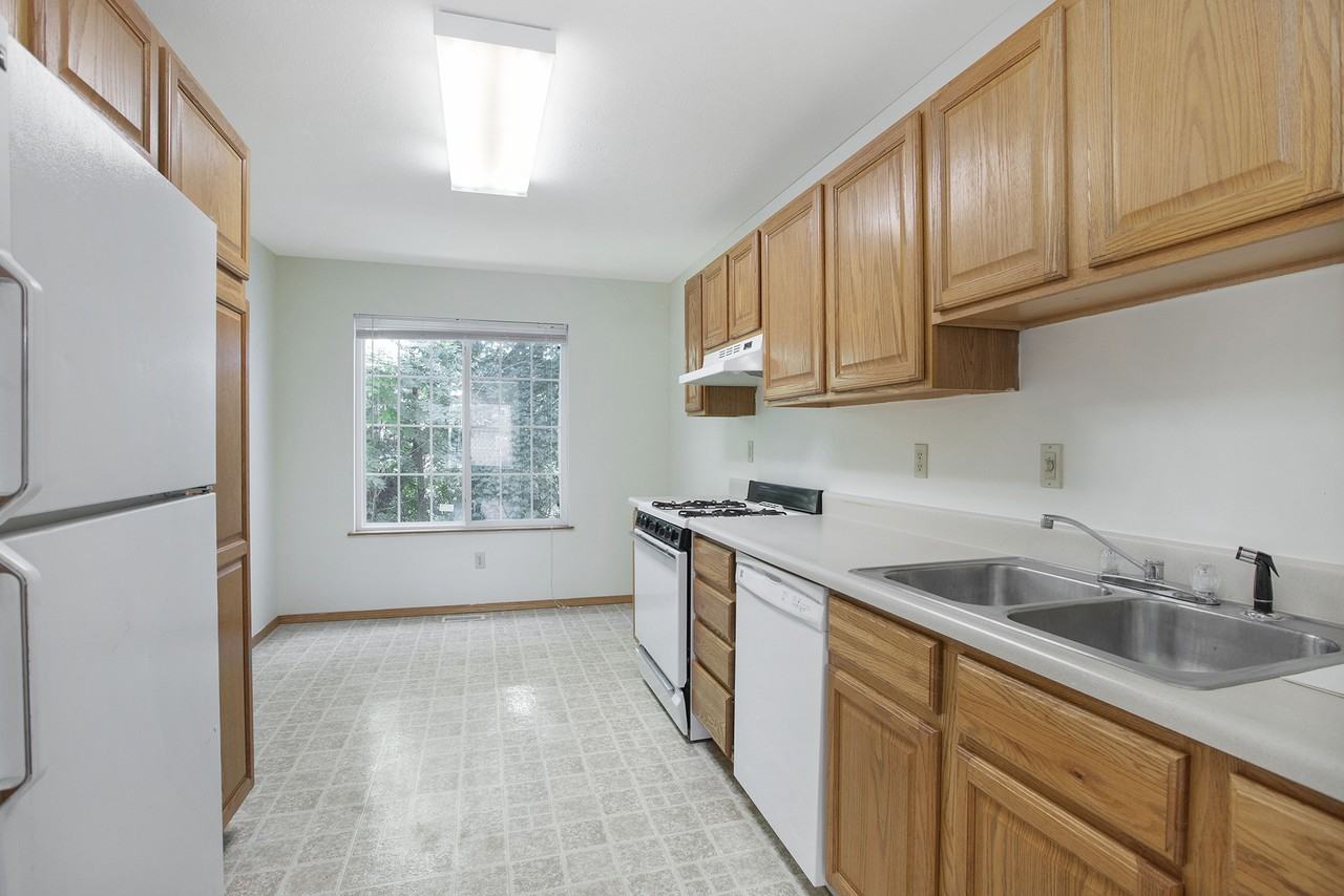 3325 W Michigan Ave - Photo 3 of 11