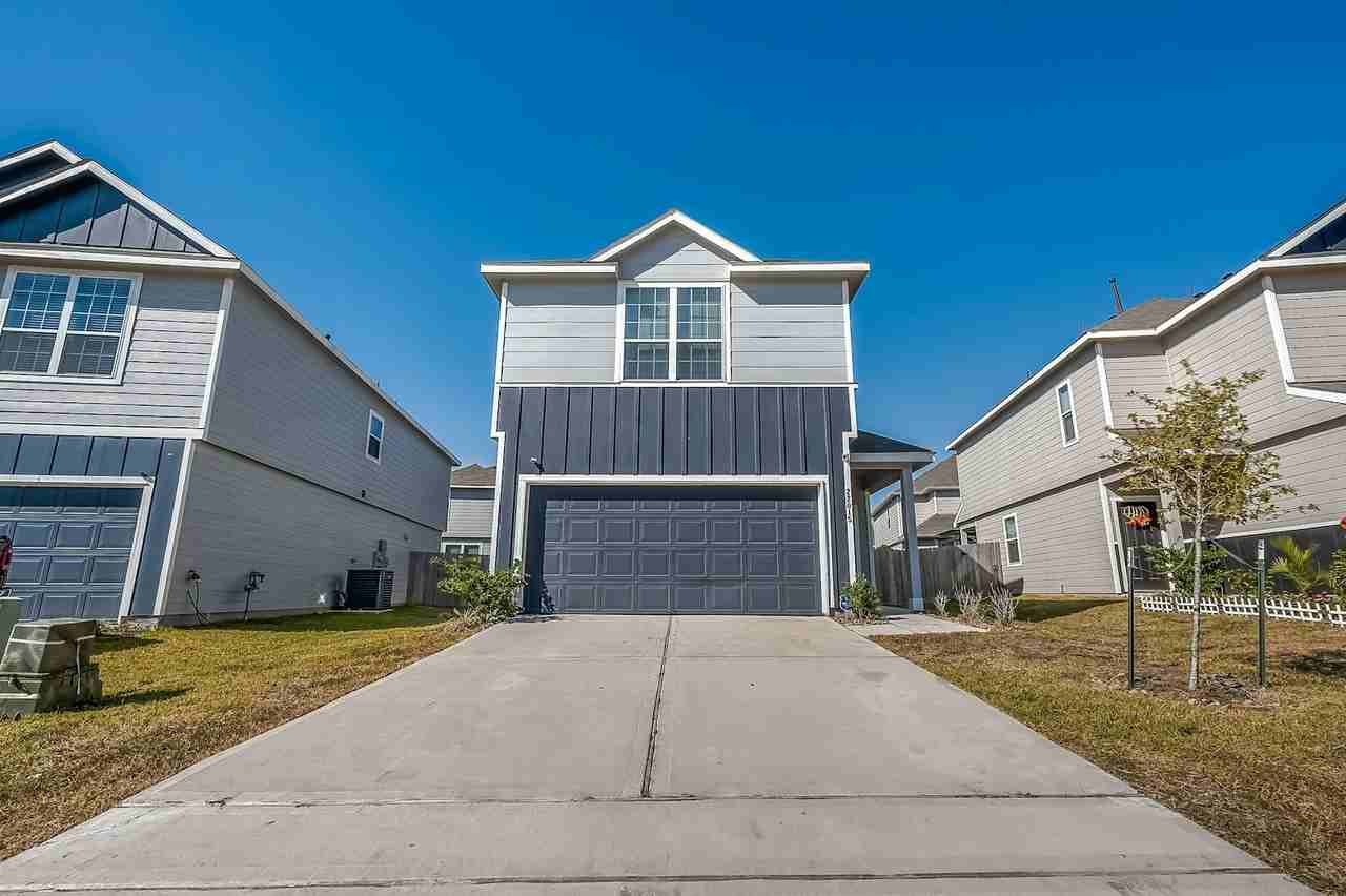 22015 Imperious Park Way - Photo 2 of 37