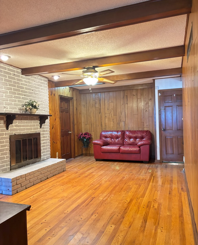 8000 Oakland Ave - Photo 4 of 21