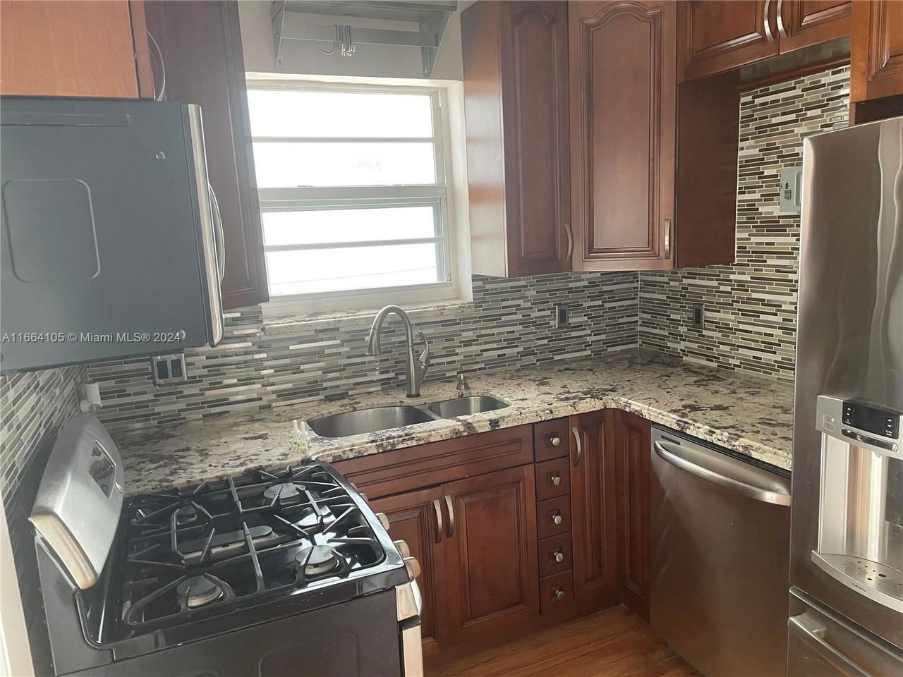 4010 N Meridian Ave #1 - Photo 2 of 8