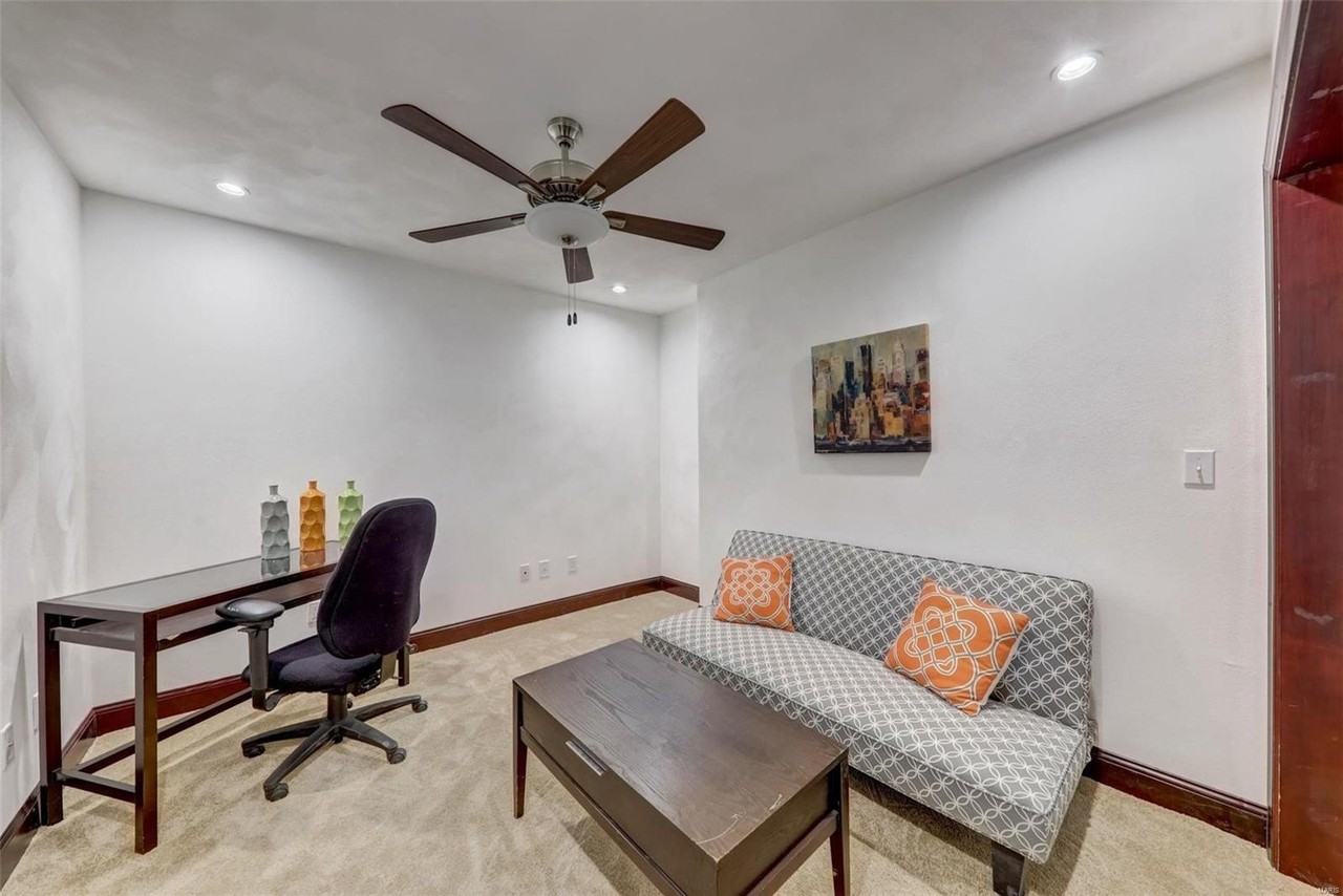 3681 Lindell Blvd - Photo 4 of 12