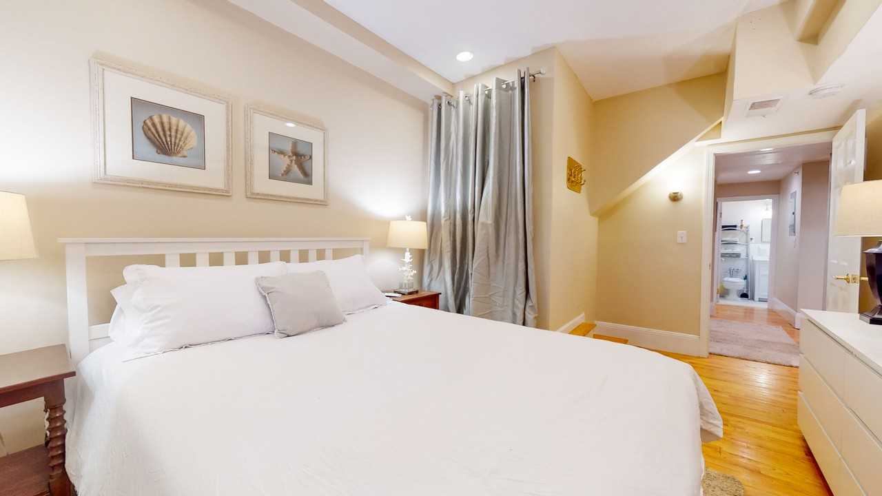290 Beacon St #3 - Photo 3 of 19