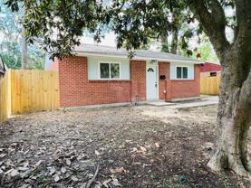 7440 Bomer Dr - Photo 1 of 1