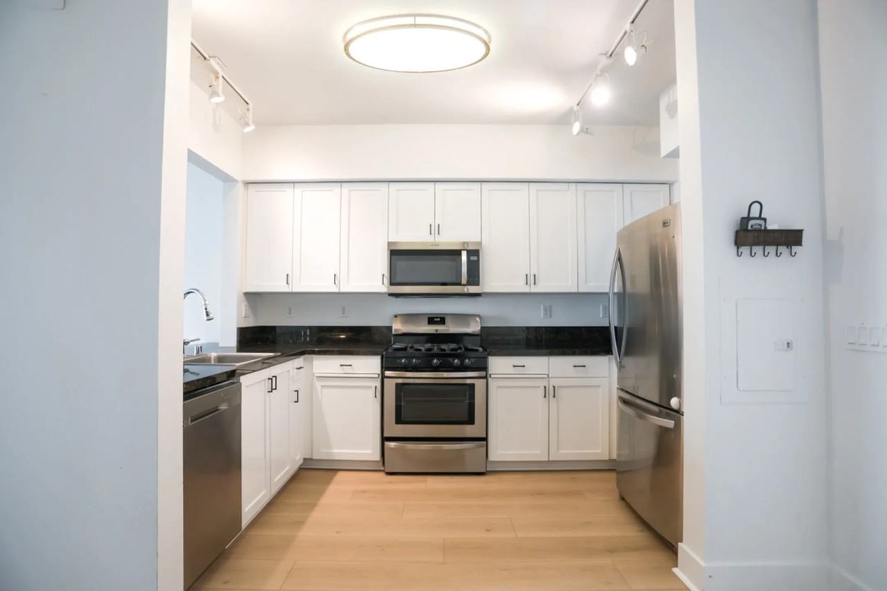 1578 Brunswig Ln - Photo 2 of 9