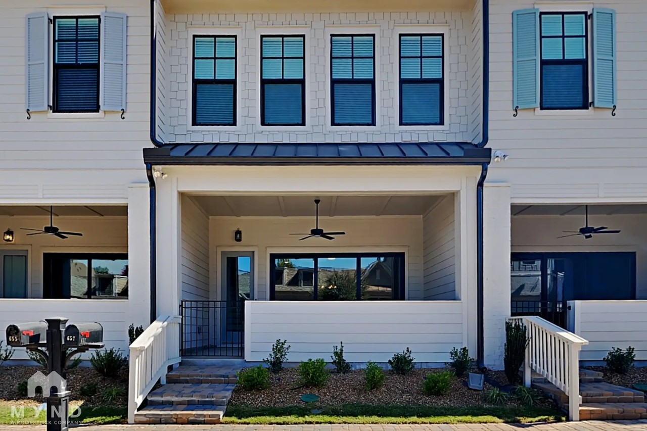 657 Stickley Oak Way - Photo 2 of 34
