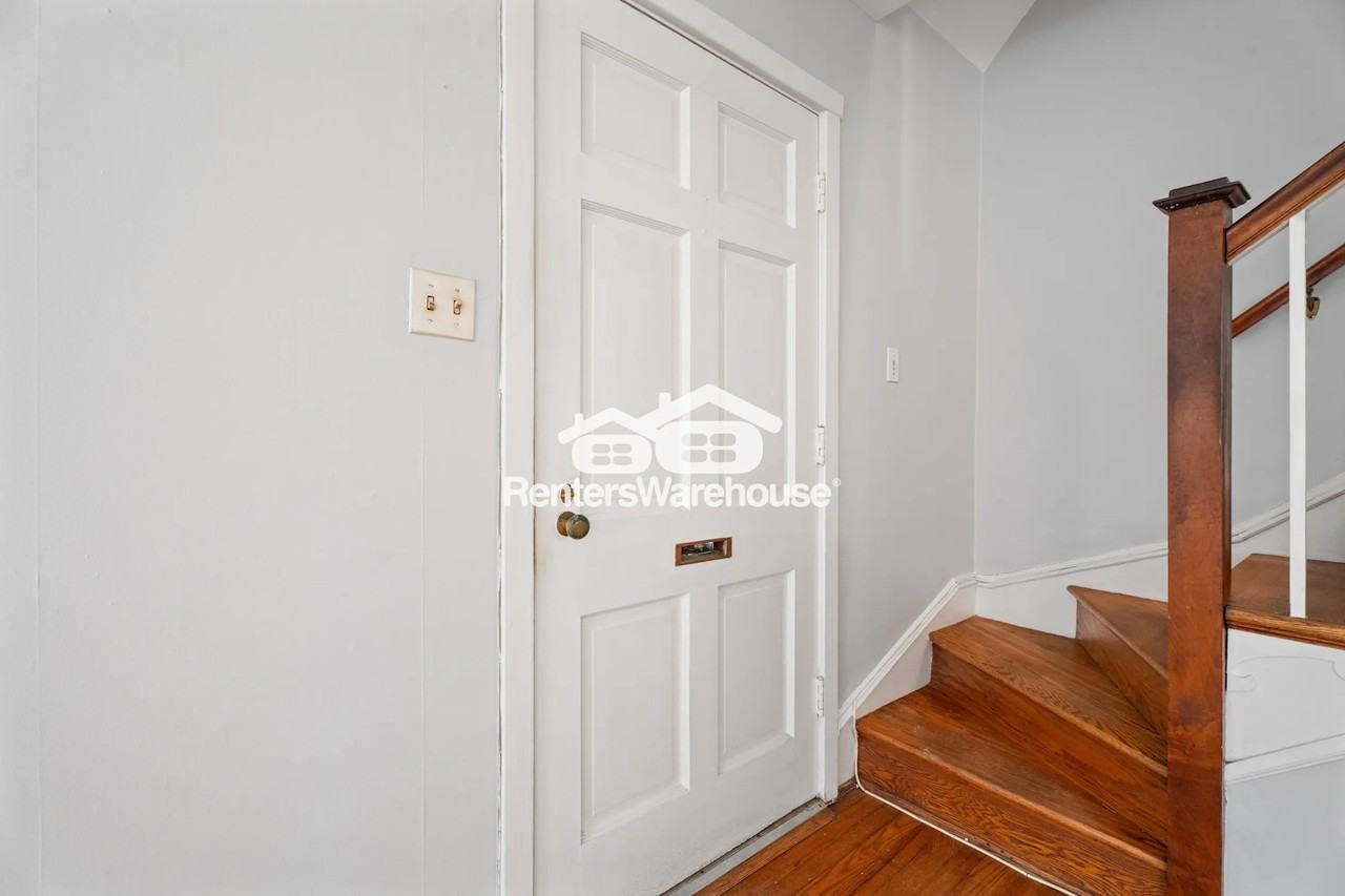 5207 Forest Hill Ave - Photo 3 of 24