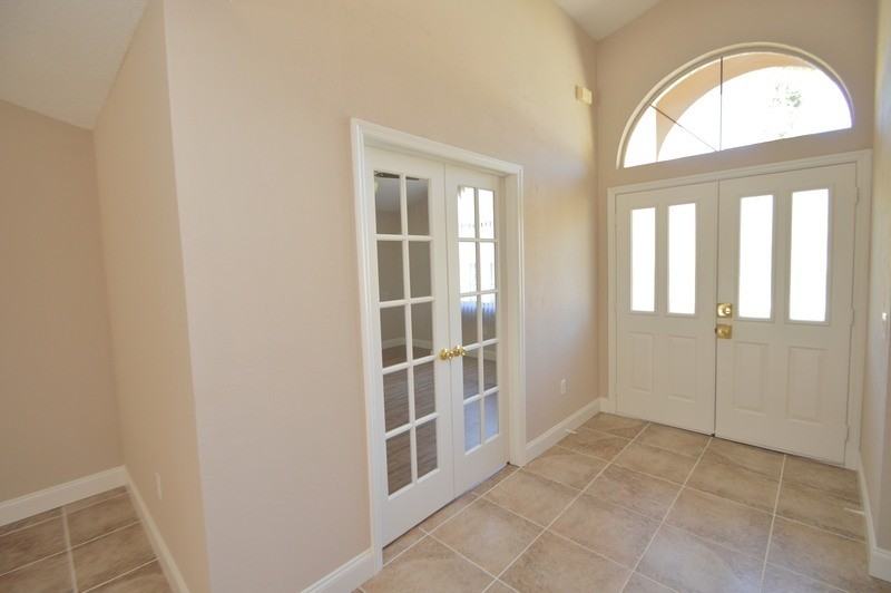 65 Burbank Dr - Photo 6 of 36