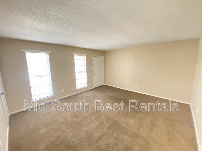 3241 Carnes Ave - Photo 2 of 8