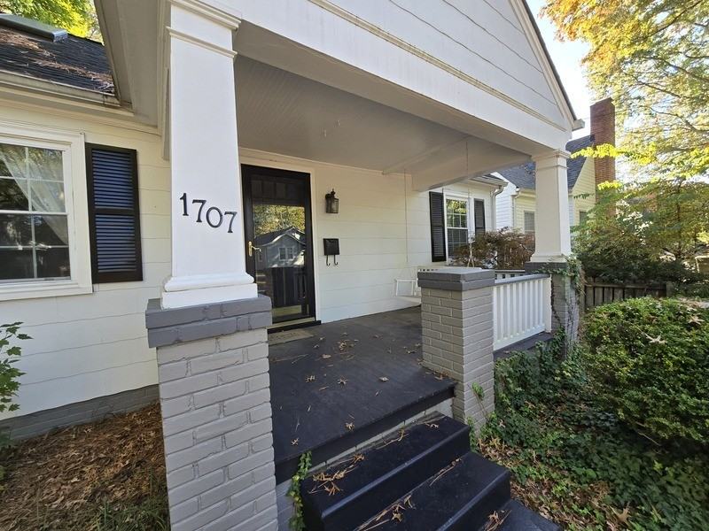 1707 Oakdale Ave - Photo 3 of 23