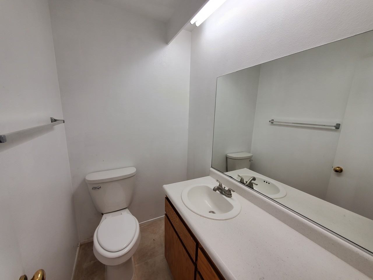 317 S J St - Photo 4 of 9