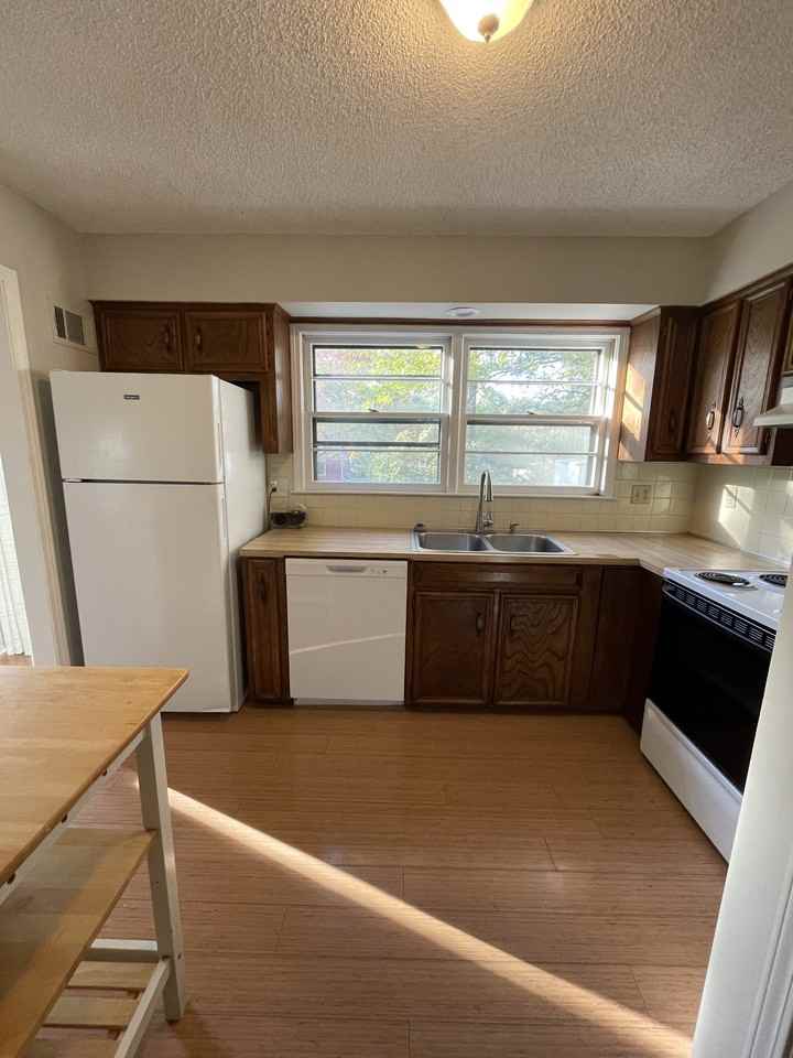 6115 High Grove Rd - Photo 5 of 18