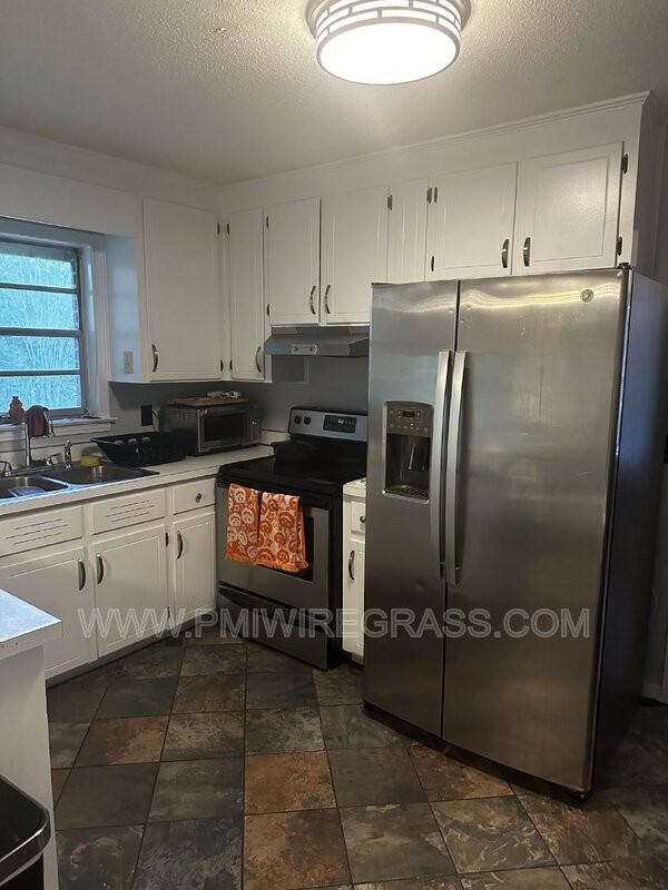 203 Meadowbrook Dr - Photo 2 of 29
