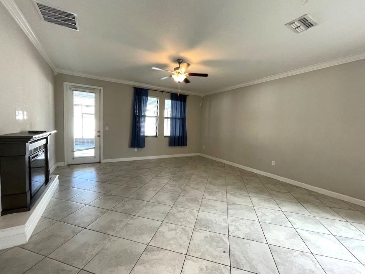 13339 Orca Sound Drive - Photo 5 of 32