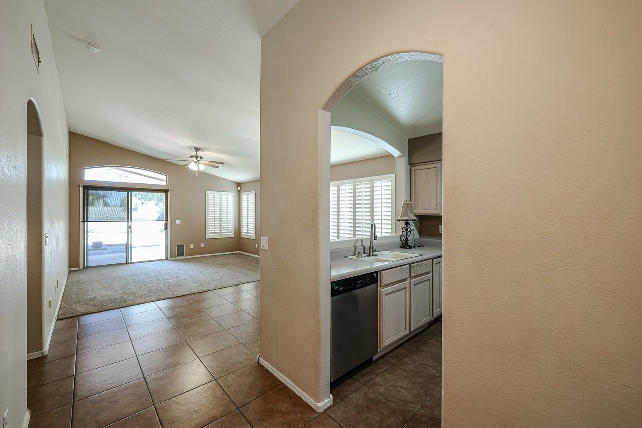 6958 W Juniper Ave - Photo 3 of 44