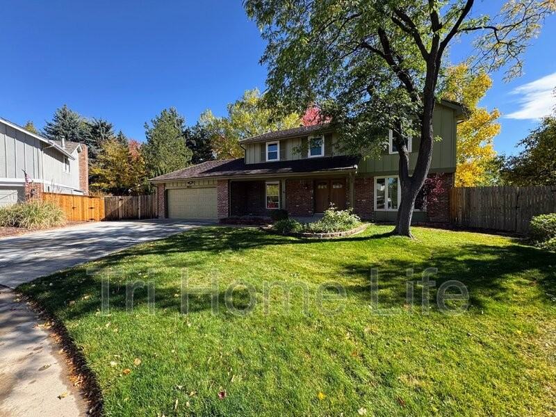 8652 E Otero Pl - Photo 3 of 41