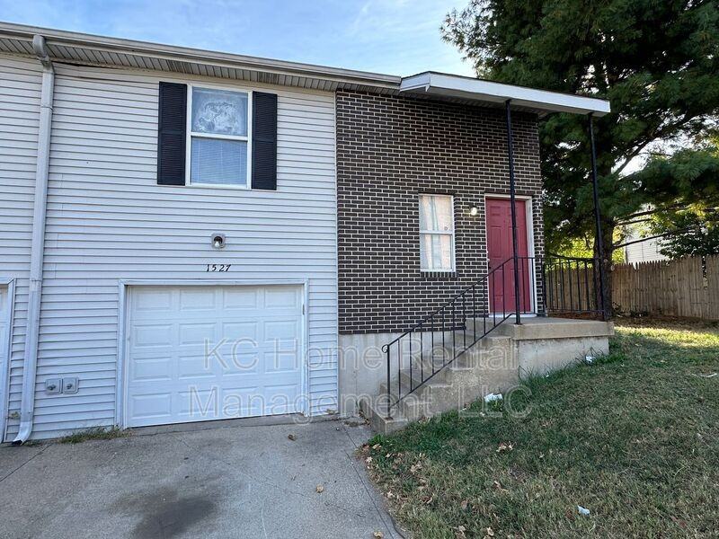 1527 Jackson Ave - Photo 2 of 38