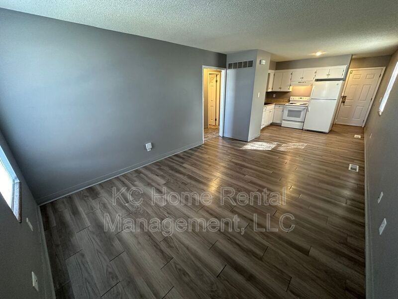 1629 Jackson Ave - Photo 3 of 38