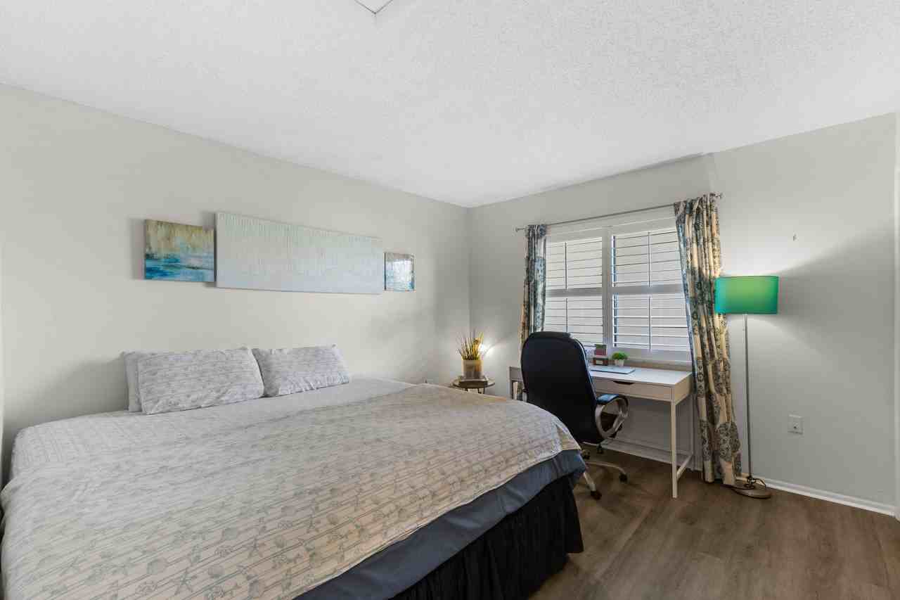 104 Lakeview Court - Photo 2 of 45