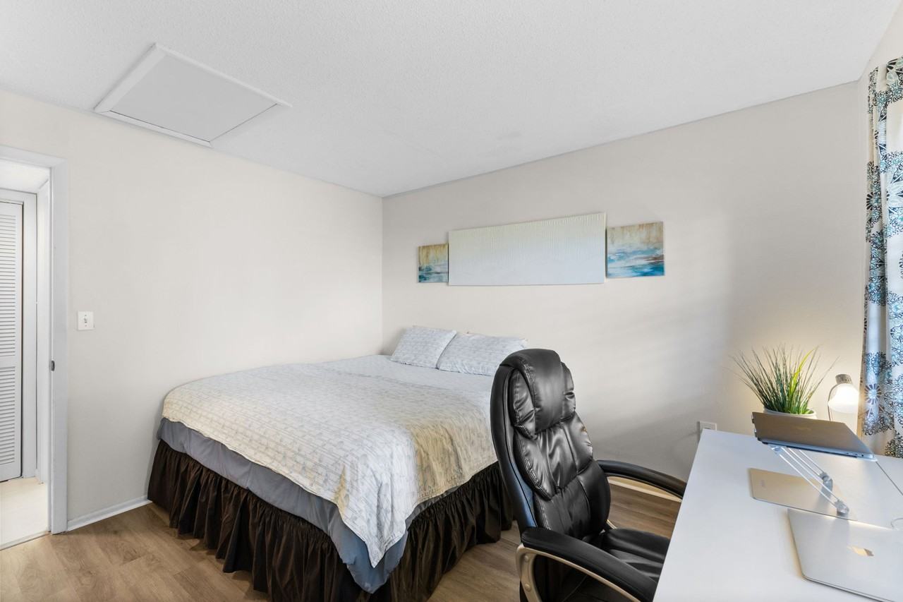 104 Lakeview Court - Photo 3 of 45