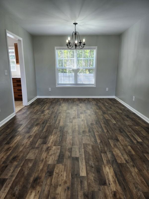 43 Derby Ln - Photo 7 of 37
