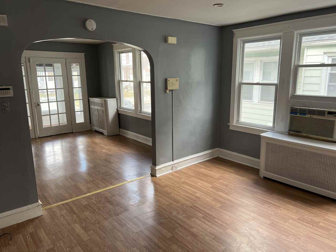 914 Bullock Avenue - Photo 4 of 17