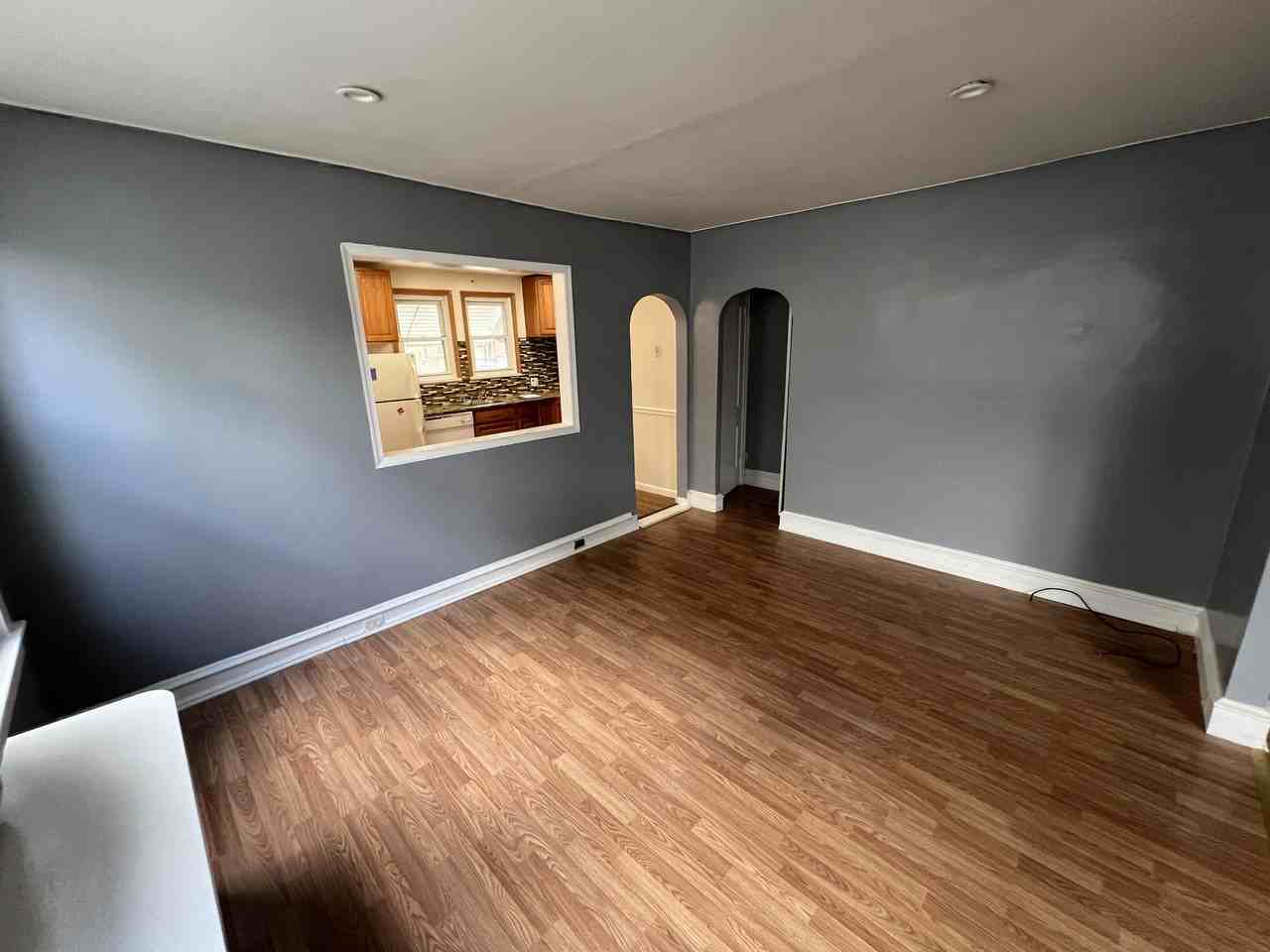 914 Bullock Avenue - Photo 6 of 17