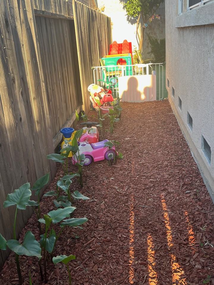 741 Adams St #NA - Photo 3 of 13