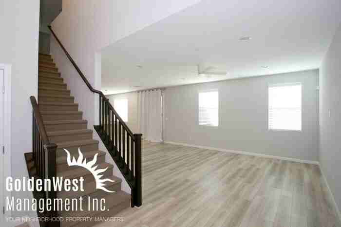 579 Beverly Pine Pl - Photo 3 of 23