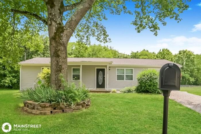 4220 Deer Creek Dr - Photo 3 of 16