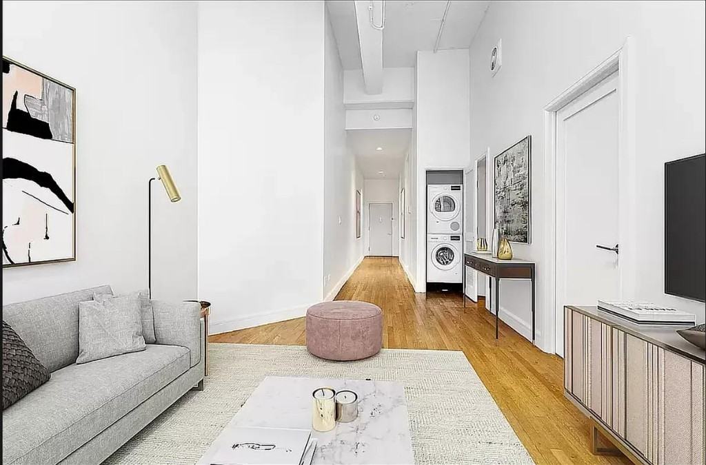 Greenwich St #8D - Photo 3 of 8