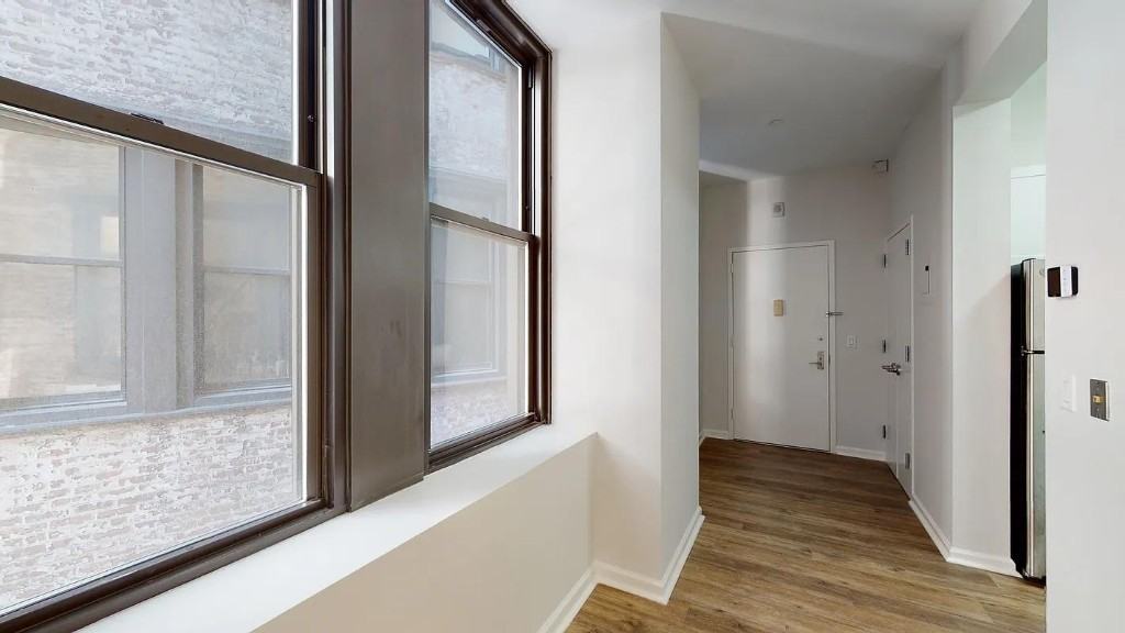 Park Row #14J - Photo 3 of 10