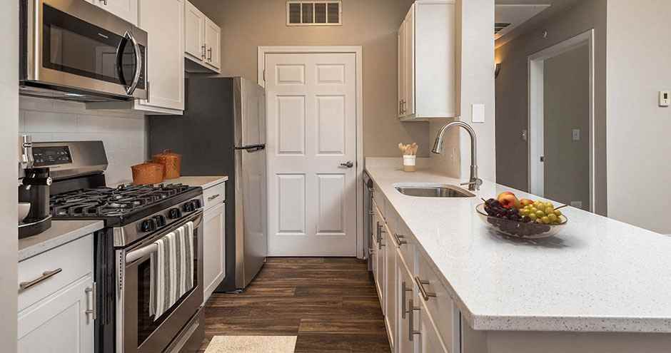 Butterfield Oaks Apartments - Photo 2 of 33
