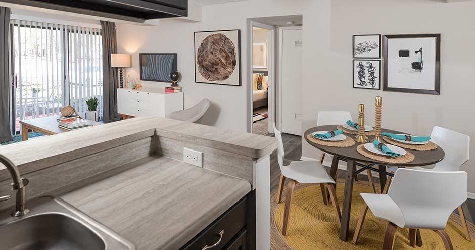 River Vista Apartments - Photo 2 of 29