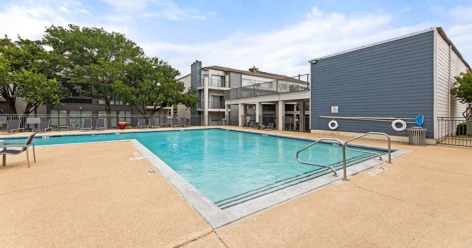 Mylo Apartment - Photo 6 of 32