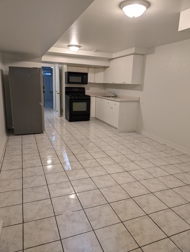 28 Osler Street - Photo 2 of 8