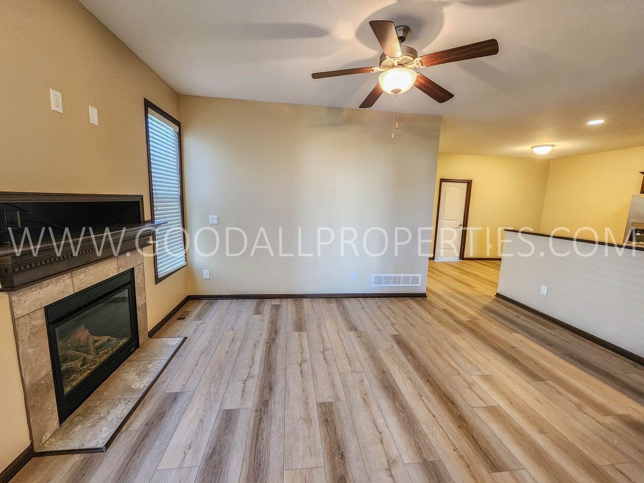 3103 Nw 19th St - Photo 2 of 13