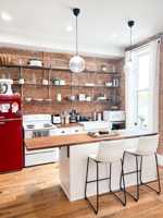 featured image of 37 Monument Sq #I