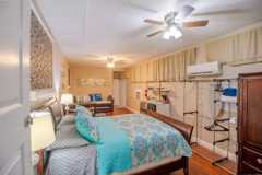 1245 Catalpa Ln #2 - Photo 1 of 1